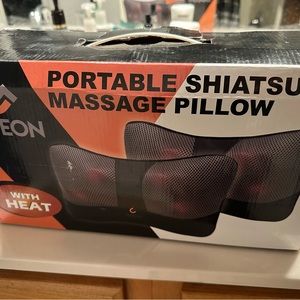 Shiatsu Massage pillow rechargeable